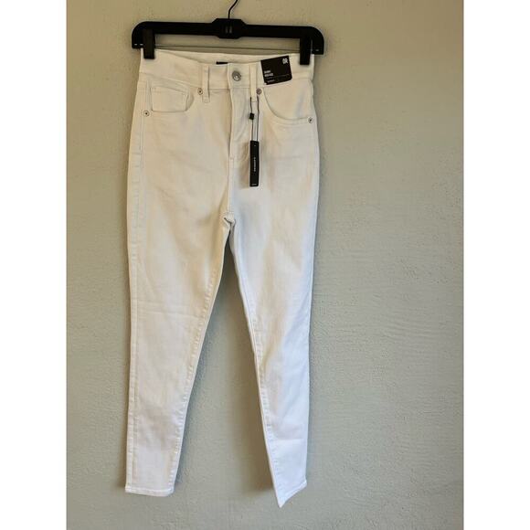 Express High Waisted White Supersoft Skinny Jeans, Size 0R - Picture 5 of 11